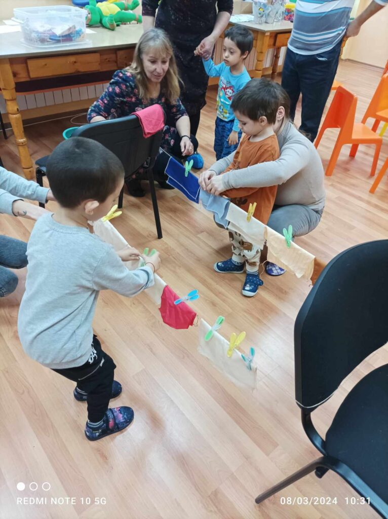 Играем с мама и тате
